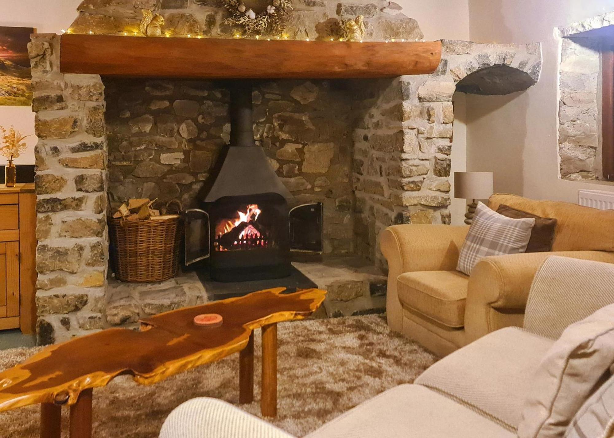 فندق Garnffrwd Park Llanddarog المظهر الخارجي الصورة